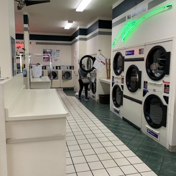 Clean & Dry Laundry Service - Laundry Services Near Me - Butte, Montana Clean & Dry Laundry Service - Laundry Services Near Me - Butte, Montana