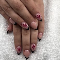 Ideal Beauty & Spa - Nails by Andy