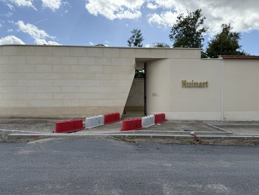 Maison Ruinart by null