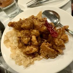 Gary's Asian Bistro - General Tso's chicken