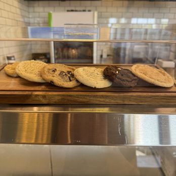 Cream - Cookies - Ice Cream & Frozen Yogurt Near Me - Fresno, California
