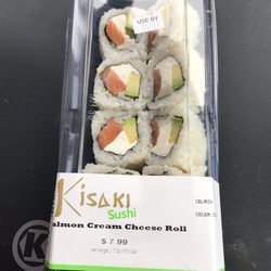 Kisaki Sushi - Salmon cream cheese roll