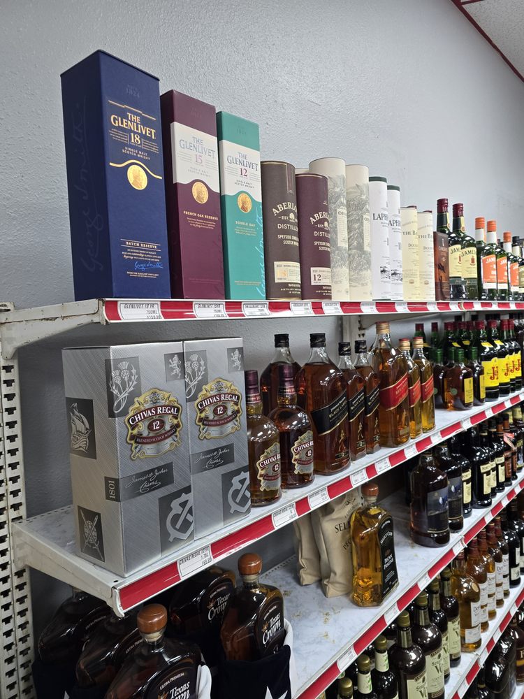 Social spots from Pj Liquor