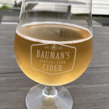 Bauman’s On Oak - Cideries Near Me - Portland, Oregon Bauman’s On Oak - Cideries Near Me - Portland, Oregon