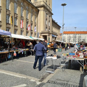 Rathaus Schoeneberg Flea Market logo