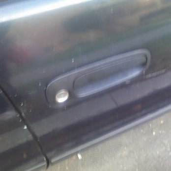 A & R Auto Repair - Even repairs door handle - Auto Repair Near Me - Burbank, California