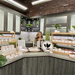 Fox 40 - 10.27.22 Jasmine, Entrepreneur, Tiny Soap Diary