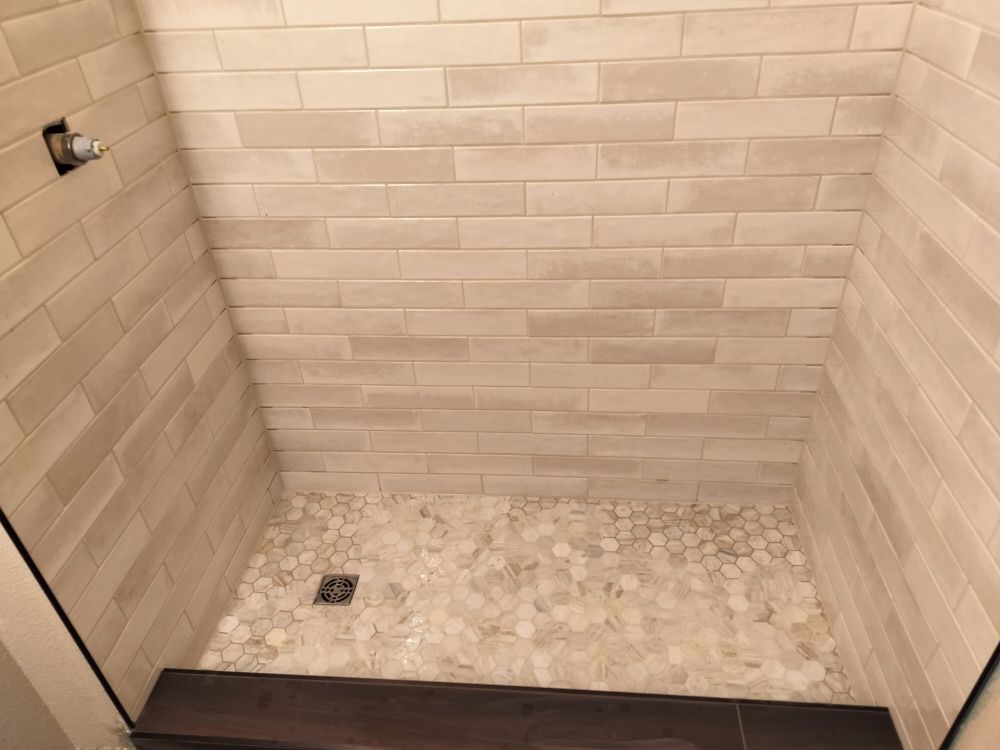 Slide of Expert Guys Construction