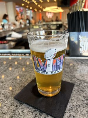 Parry's Pizzeria & Taphouse by null