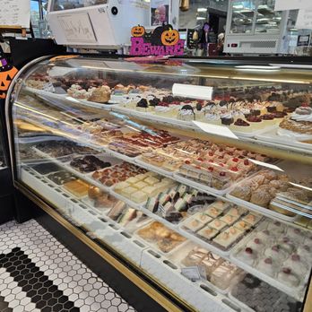 Scala Pastry - Bakeries Near Me - North Brunswick, New Jersey Scala Pastry - Bakeries Near Me - North Brunswick, New Jersey