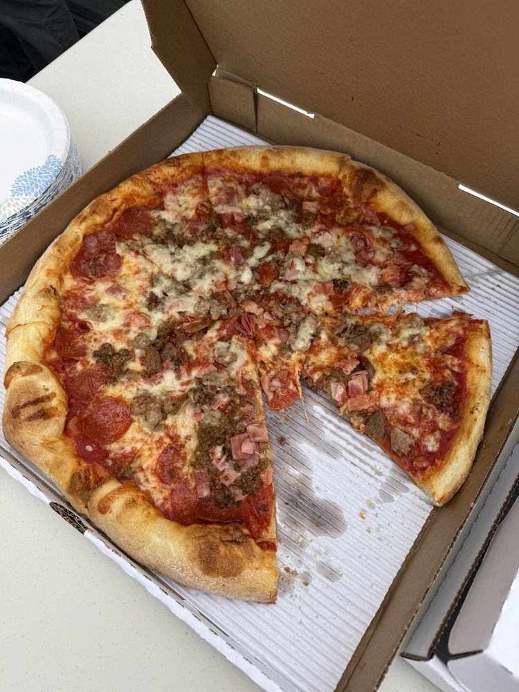 Vinny's Pizzarama Logo