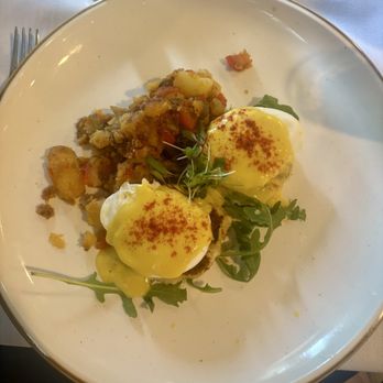 Sage Bar And Grille - Crab Benedict - Tapas/Small Plates Near Me - Blauvelt, New York