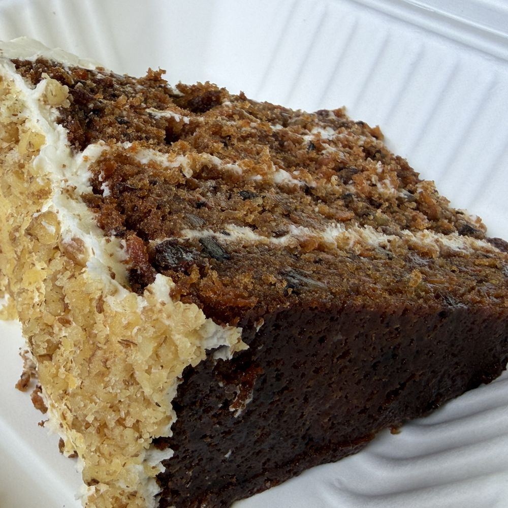 Large and in charge. Beautiful cake!