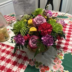 Garden Gate Florist & Greenhouses - Basket of flowers