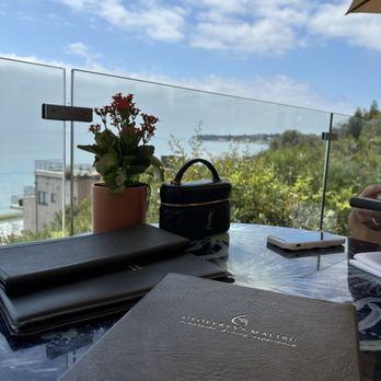 Geoffrey's Malibu - Beautiful view of the outdoor patio - Seafood Near Me - Malibu, California