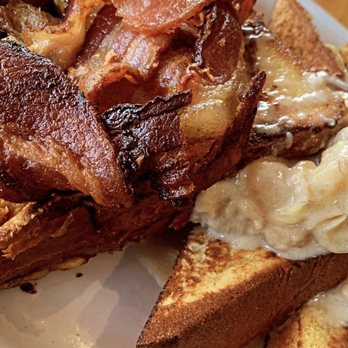 Blue Collar - Banana foster French toast - Comfort Food Near Me - Miami, Florida Blue Collar - Banana foster French toast - Comfort Food Near Me - Miami, Florida