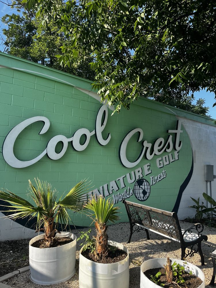 Cool Crest Miniature Golf Course - wedding in San Antonio, TX