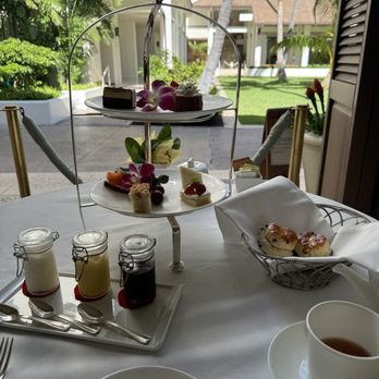 Halekulani Afternoon Tea - Tea Rooms Near Me - Honolulu, Hawaii Halekulani Afternoon Tea - Tea Rooms Near Me - Honolulu, Hawaii