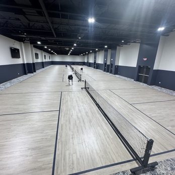 Kingsway Kourt - Pickleball Near Me - Niles, Illinois Kingsway Kourt - Pickleball Near Me - Niles, Illinois