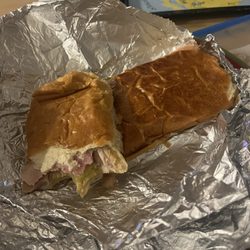 La Cocina Cubana - Traditional Cuban Sandwich