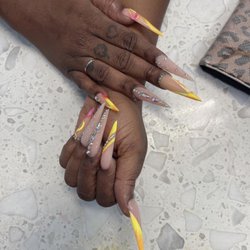 US Nails