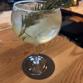 Joey La Jolla - Supersonic Gin & Tonic - Steakhouses Near Me - San Diego, California