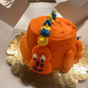 Federhofer's Bakery - Small dinosaur cake - Bakeries Near Me - Affton, Missouri