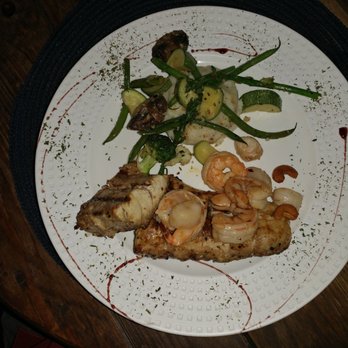 Eucalipto - Yellowtail dinner special - Bars Near Me - Cerro San Quintin, BCN