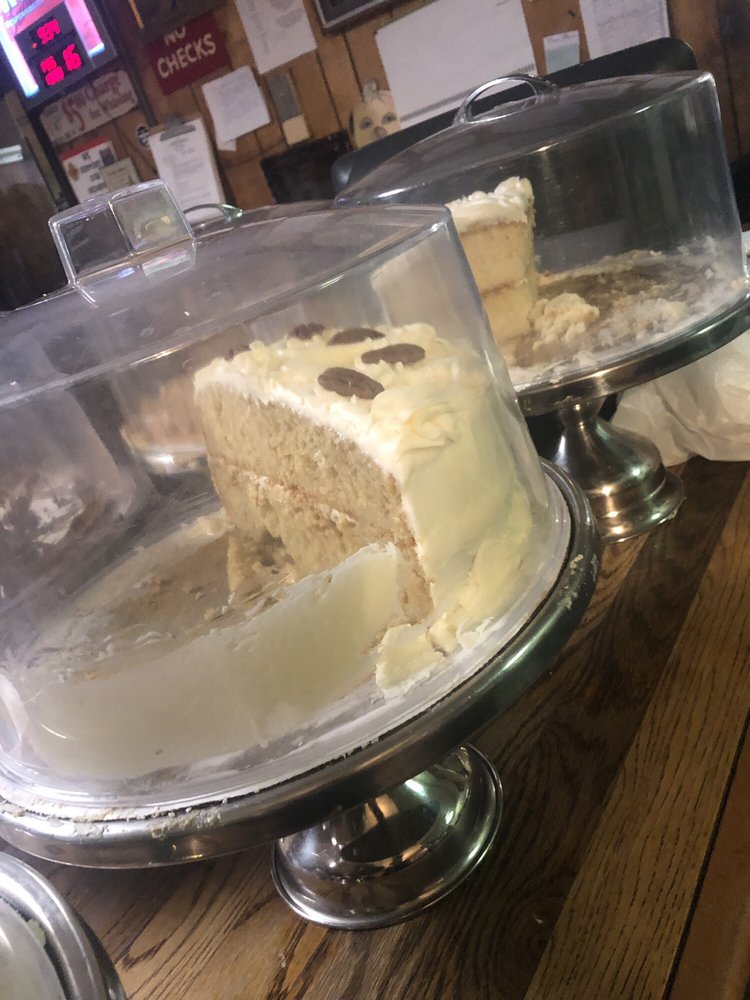 Order Slice of Cake food online from Broadway Pizza store, Memphis on bringmethat.com