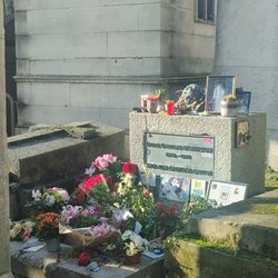 Tombe de Jim Morrison