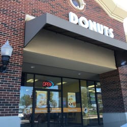 Donut Time - Donut Time store front, facing Rufe Snow in Tom Thumb shopping center.