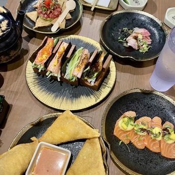 Nikko Sushi Izakaya - Izakaya Near Me - Chicago, Illinois