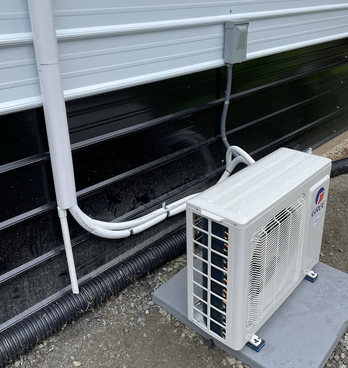 Slide of Chilly Willy Mechanical Services