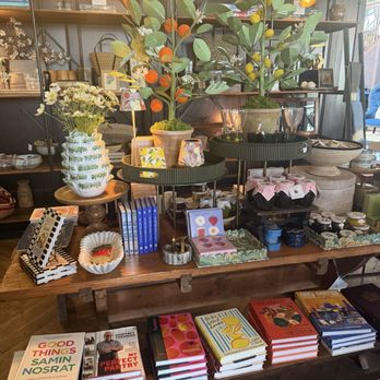 Oxford Exchange - Book selection - Bookstores Near Me - Tampa, Florida Oxford Exchange - Book selection - Bookstores Near Me - Tampa, Florida