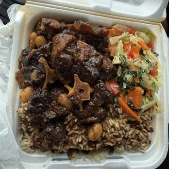 Marthabrae Jamaican Restaurant - Oxtail dinner with steamed vegetables - Caribbean Near Me - Lauderhill, Florida Marthabrae Jamaican Restaurant - Oxtail dinner with steamed vegetables - Caribbean Near Me - Lauderhill, Florida