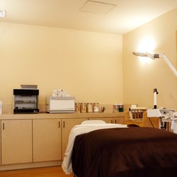 Sanctuary Spa at Bay Club Courtside