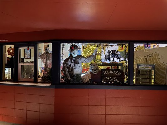 West Wind Solano Drive-In by null
