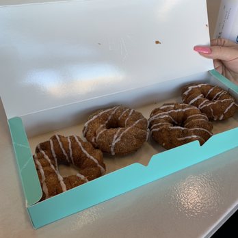 Fiiz Drinks - Chonuts (churro donuts) - Beverage Store Near Me - Colorado Springs, Colorado Fiiz Drinks - Chonuts (churro donuts) - Beverage Store Near Me - Colorado Springs, Colorado