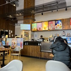 Poké-Man - Interior