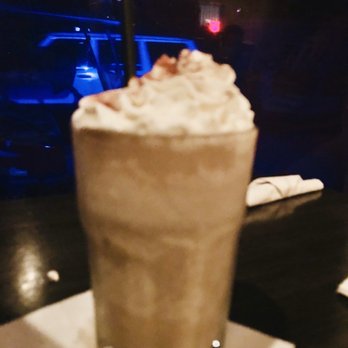 Harspoon’s - Bushwacker to start the night - Seafood Near Me - Culebra, Puerto Rico