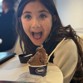 Freddo - Perfect kids side chocolate - Ice Cream & Frozen Yogurt Near Me - Los Angeles, California