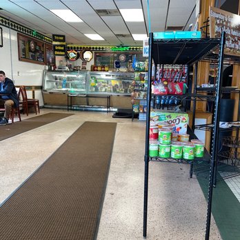 Sheepshead Baygels - Nice and spacious inside - Bagels Near Me - Holmdel, New Jersey