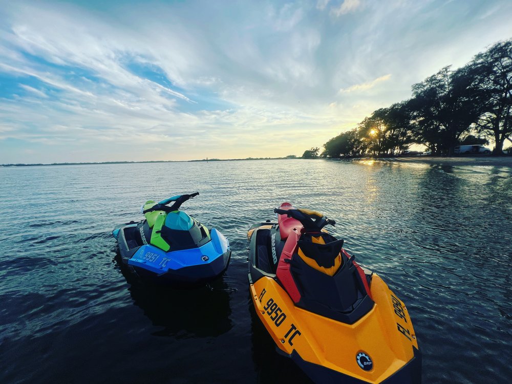 West Coast Jetski Rental Logo