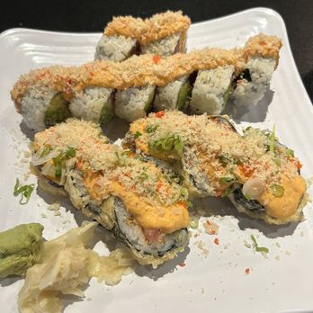 Nizi Sushi - Godzilla roll and volcano roll - Japanese Near Me - East Rutherford, New Jersey