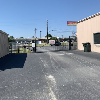 Byron Self Storage - This is our location next to Jeff Smith Ford in Byron. - Self Storage Near Me - Byron, Georgia Byron Self Storage - This is our location next to Jeff Smith Ford in Byron. - Self Storage Near Me - Byron, Georgia