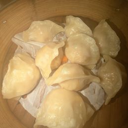 Steamed chicken dumplings