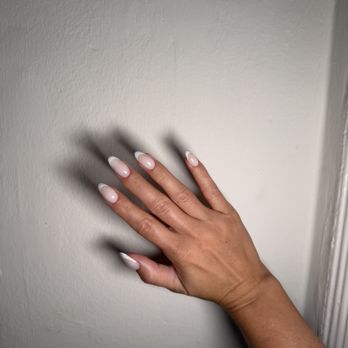 Marivanna Nails - Nail Salons Near Me - Los Angeles, California