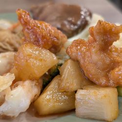 Lin's Grand Buffet
