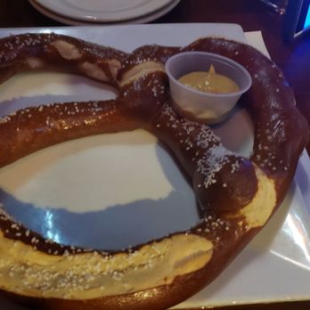 Village Idiot Irish Pub - Bavarian Pretzel - American Near Me - Oakdale, New York Village Idiot Irish Pub - Bavarian Pretzel - American Near Me - Oakdale, New York