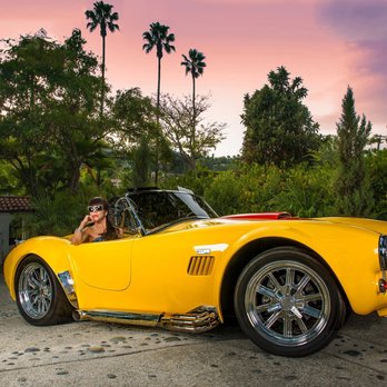Modernaperture - Lifestyle portrait with classic Cobra -- branding photography San Diego - Session Photography Near Me Modernaperture - Lifestyle portrait with classic Cobra -- branding photography San Diego - Session Photography Near Me